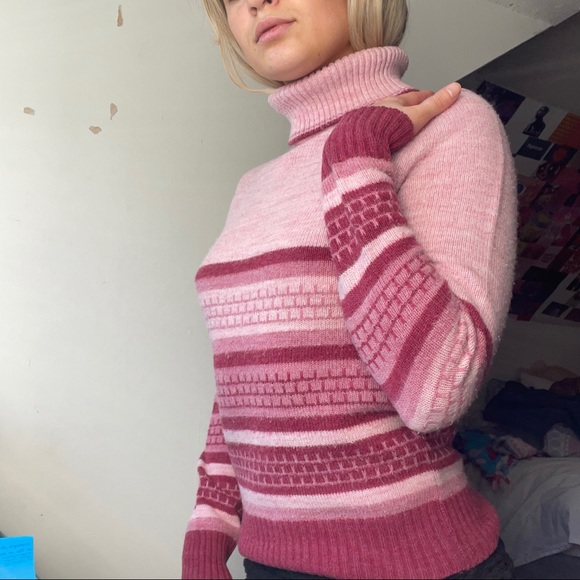 Vintage pink turtle neck - Picture 3 of 3